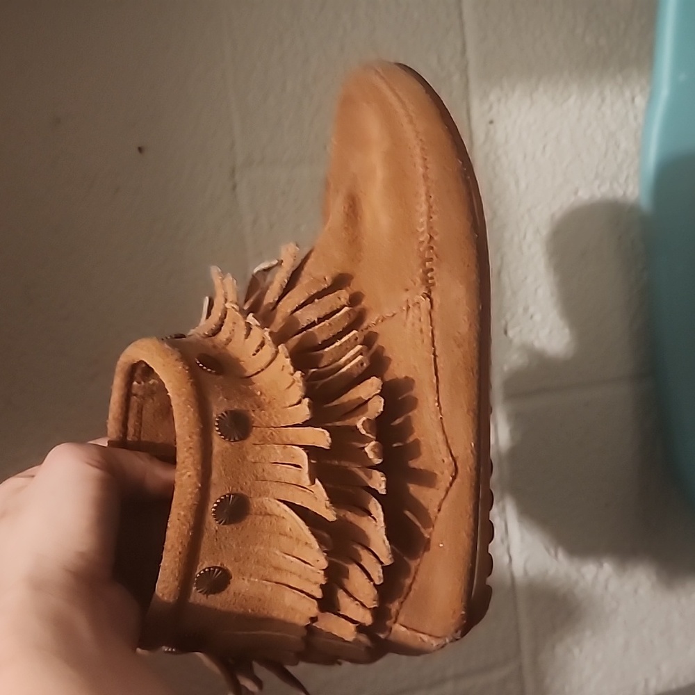 Minnetonka Fringed Moccasins